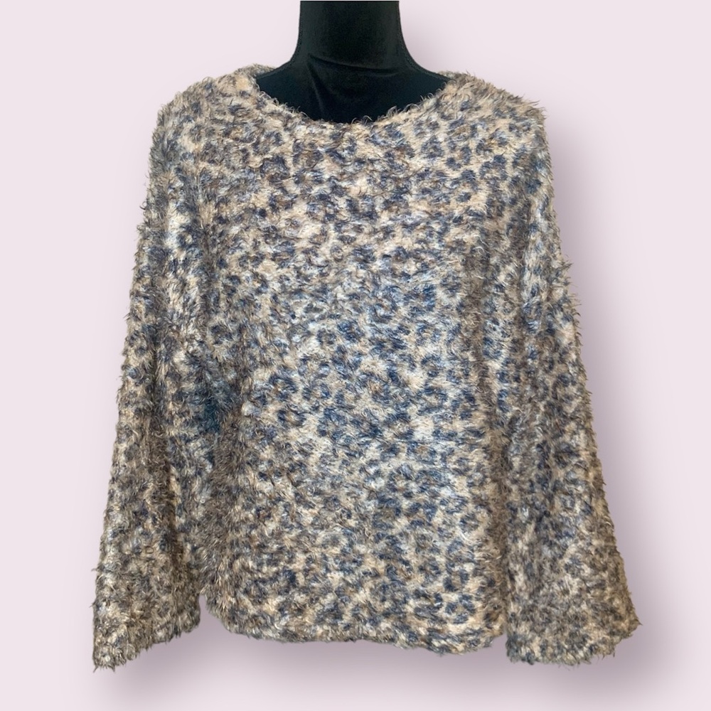 Zara Trafaluc Leopard Fuzzy Eyelashes Knit Sweater Wide Sleeve Tan Gray Medium
